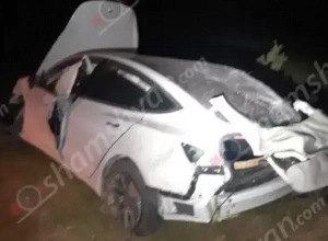 Վարորդը Tesla-ով հայտնվել է ձորում. վարորդի դին հայտնաբերել է մեքենայից դուրս. shamshyan.com