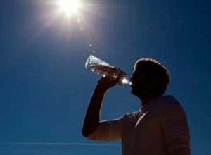 Խորհուրդ է տրվում հետևել առողջապահության նախարարության հորդորին և ընդունել շատ հեղուկներ