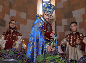 Հայ Առաքելական Եկեղեցին Արցախում նշում է Սուրբ Աստվածածնի Վերափոխման տոնը