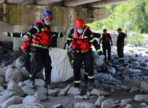 Վրաստանում սողանքի հետևանքով մահացածների թիվը հասել է 25-ի. aliq.ge