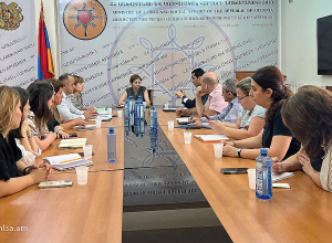 Միջգերատեսչական հրատապ հանդիպում՝ երեխաների նկատմամբ համացանցում տարածված բռնության դեպքի առնչությամբ