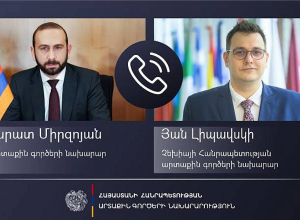 ԼՂ-ում իրավիճակը շատ մոտ է իրական հումանիտար աղետի․ Միրզոյանը՝ Չեխիայի ԱԳՆ-ին