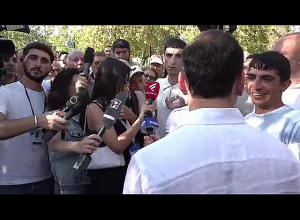 Ավինյանը հանդիպել է նուբարաշենցիներին