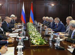 Ծաղկաձորում կայացել է Հայաստանի եւ Ռուսաստանի վարչապետների հանդիպումը