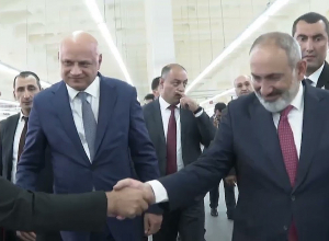 Վարչապետը Վանաձորում այցելել է հանրահայտ բրենդների հագուստ արտադրող Իտեքս ընկերություն
