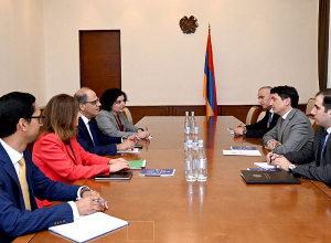 Ֆինանսների նախարարը հանդիպում է ունեցել ԱՄՀ տարածաշրջանային տնօրենի հետ