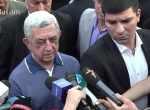 Մասնակից եմ լինելու այս իշխանության հեռացմանը. Սերժ Սարգսյանն Ազատության հրապարակում է