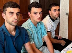 Ադրբեջանը վերադարձրել է Հակարիի կամրջից առեւանգված տղաներին