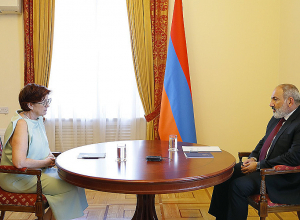 Վարչապետը հրաժեշտի հանդիպում է ունեցել ՀՀ-ում Կանադայի դեսպանի հետ