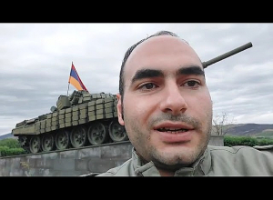 Մարդիկ հավաքվել են Ակնա-Ասկերան ճանապարհի մոտ՝ թույլ չտալու ռուսական բեռնատարի անցումը