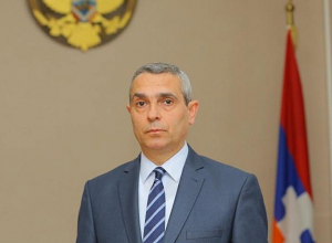 Մասիս Մայիլյանը թողնում է պաշտոնը