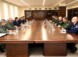 Папикян представил генералу Кулакову данные о передвижениях и сосредоточении азербайджанских ВС вдоль границ