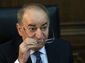 Դատախազությունը Ռոբերտ Նազարյանից պահանջում է բռնագանձել 8 անշարժ գույք և շուրջ 1 մլրդ դրամ