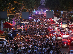 Նիկոլ Փաշինյանի գլխավորությամբ ՔՊ-ն երթ եւ հանրահավաք անցկացրեց