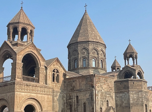 Եկեղեցիներում կատարվելու են ամենօրյա աղոթքներ՝ ի զորակցություն Արցախի ժողովրդի