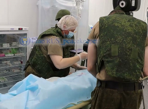 Российские миротворцы оказали медицинскую помощь раненым