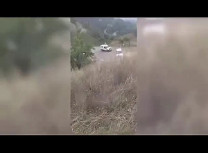 Шесть автомобилей МККК двинулись из Степанакерта в Мартуни