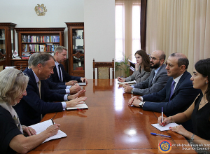 Արմեն Գրիգորյանն ընդունել է Հարավային Կովկասում և Վրաստանի ճգնաժամի հարցերով ԵՄ հատուկ ներկայացուցիչ Տոյվո Կլաարին