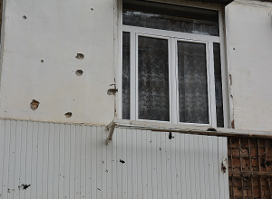 Ստեփանակերտում ադրբեջանական ագրեսիայի հետևանքով վնասված քաղաքացիական օբյեկտների մի մասը (լուսանկարներ)