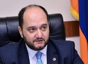 Ով ավելի մեծ սուտ ասի, կստանա Կրեմլի կեսը․ Արայիկ Հարությունյանի գրառումը