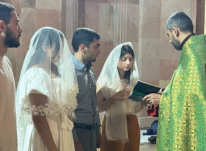 Ստեփանակերտի Սուրբ Աստվածամոր Մայր Տաճարում տեղի է ունեցել պսակադրություն