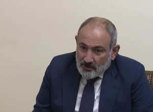 Փաշինյանն ընդունել է ՌԴ Ներքին գործերի նախարարին