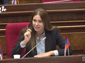 «Ձենդ կտրի», «Մի հատ հանգստացեք»․ գոռգոռոց ու վիճաբանություն ԱԺ-ում
