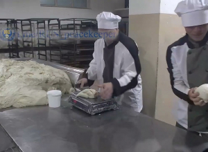 Ռուս խաղաղապահները հաց են թխում եւ առաքում Ղարաբաղի բնակիչներին․ ՌԴ ՊՆ