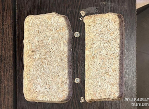 Դատապարտյալների կողմից պատրաստված թաքստոցներից հայտնաբերել են բջջային հեռախոսներ