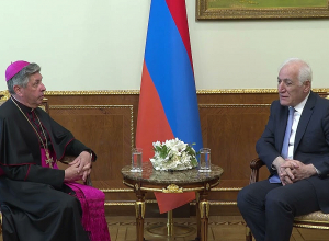 Նախագահ Վահագն Խաչատուրյանը հրաժեշտի հանդիպում է ունեցել արքեպիսկոպոս Ժոզե Ավելինո Բեթենկուրի հետ