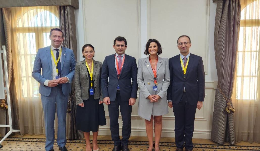 thumbnail_image00001