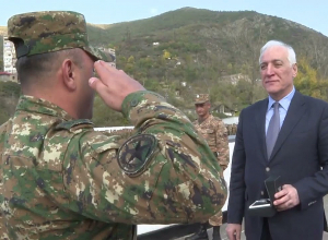 Նախագահ Վահագն Խաչատուրյանն այցելել է զորամաս