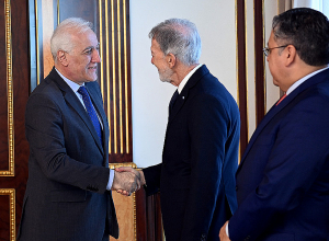 Վահագն Խաչատուրյանն ընդունել է Արգենտինայում հրեական ասոցիացիաների պատվիրակության նախագահ Խորխե Կնոբլովիցին