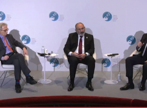 Վարչապետ Փաշինյանը մասնակցում է Փարիզի խաղաղության համաժողովին