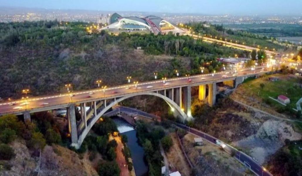 92e82c3592c9f158df59594b7f73f286_M