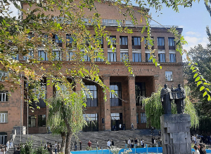 Նախնական վարկածով հրդեհն առաջացել է հոսանքի տատանումից. ԵՊՀ խոսնակ