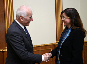 Վահագն Խաչատուրյանն ընդունել է Հայաստանում ՅՈՒՆԻՍԵՖ-ի ներկայացուցիչ Քրիսթինե Վայգանդին