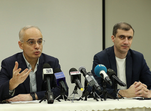 Մեսրոպ Առաքելյանի և Լևոն Զուրաբյանի համատեղ հրատապ մամուլի ասուլիսը