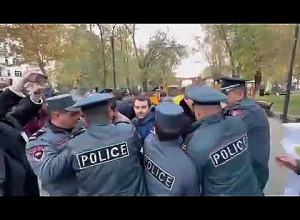 «Զանգ»-ի ակտիվիստներին բերման ենթարկեցին