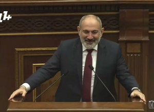 Տիկին Խամոյա՜ն, էս կոկաինի գործով պրատակոլները որտեղի՞ց էսքան լավ գիտեք. Փաշինյանը՝ Խամոյանին