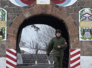 Հայաստանում ձերբակալվել եւ ռուսական ռազմաբազա է տեղափոխվել Ուկրաինայում կռվելուց հրաժարված ՌԴ քաղաքացին․ նրա դեմ քրեական գործ է հարուցվել