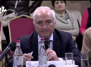 Իրեն հանձնարարված է, որ պետք է հայտարարի արտահերթ ընտրություններ