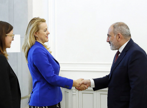 Զրուցակիցներն անդրադարձել են տարածաշրջանային տրանսպորտային հաղորդակցությունների ապաշրջափակման հնարավորությունների