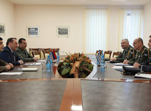 Կողմերը ստորագրել են Հայաստան-Հունաստան, Հայաստան-Կիպրոս և Հայաստան-Հունաստան-Կիպրոս ռազմական համագործակցության 2024 թվականի ծրագրերը