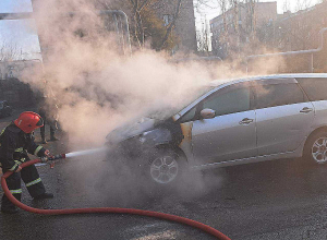 Երևանում ավտոմեքենա է այրվել