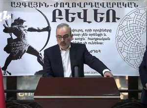 Նպատակ ունեն բանակը վերացել, դրա համար ոստիկանական զորքերն են ուռճացնում․Սէֆիլյան