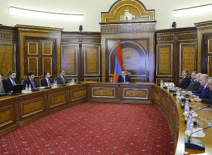 Վարչապետի գլխավորությամբ խորհրդակցությանը քննարկվել է Մրցակցության պաշտպանության հանձնաժողովի նախագահի գործունեության հաշվետվությունը