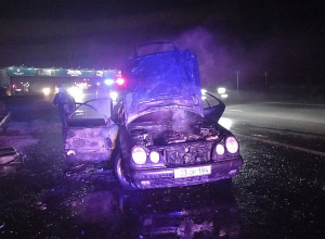 Ահազանգ է ստացվել, որ Աբովյանի կամրջի տակ այրվում է ավտոմեքենա