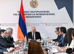 Սա մեր օպտիմալացման քարտեզն է։ Կարմիր կետերն օպտիմալացվում են, կապույտ կետերը պահպանվում են.Փաշինյան