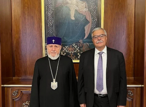 ՀՅԴ Բյուրոյի ներկայացուցիչը Գարեգին Բ-ի հետ քննարկել է Հայաստանի ներկա իրավիճակը